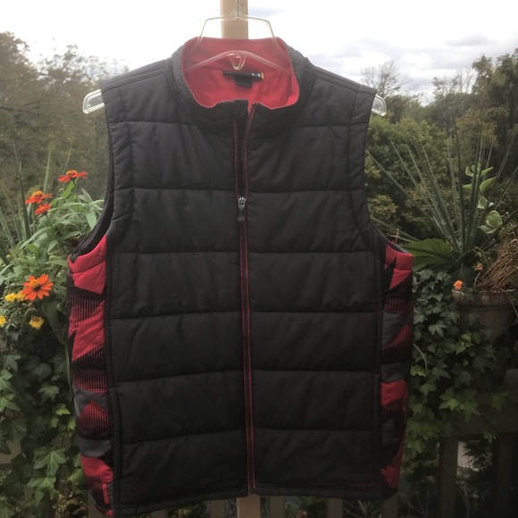 Under Armour Other - Under Armour - black puffer vest, red design, YXL